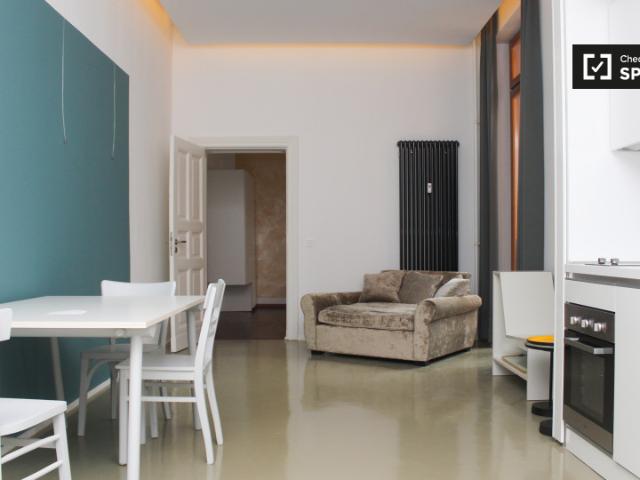 Moderne 2 Zimmer Wohnung zu vermieten, Friedrichshain, Berlin