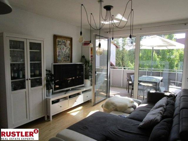 Moderne 2 Zimmerwohnung mit Balkon zu verkaufen