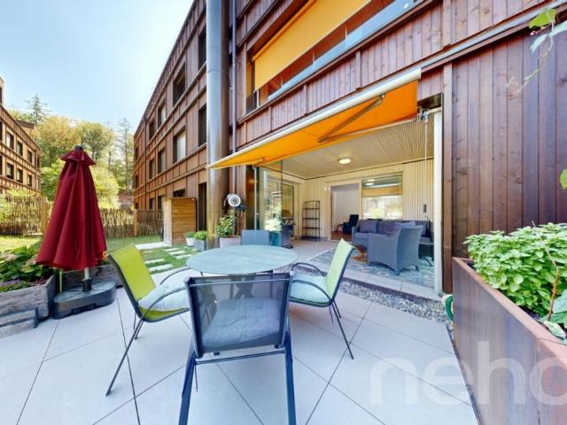Moderne 3.5 Zimmer Gartenwohnung inkl. Einstellhallenplatz in Burgdorf