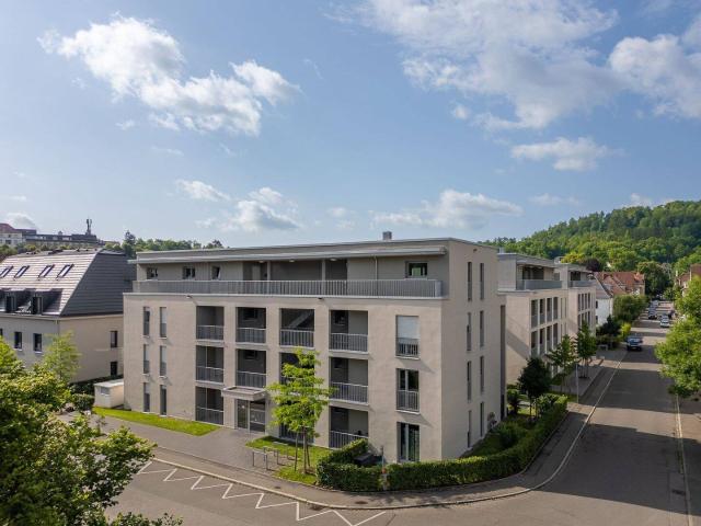 Moderne 3,5 Zimmer Wohnung 'Betreutes Wohnen' in zentraler, ruhiger Wohnlage *Süd West Loggia *TG SP