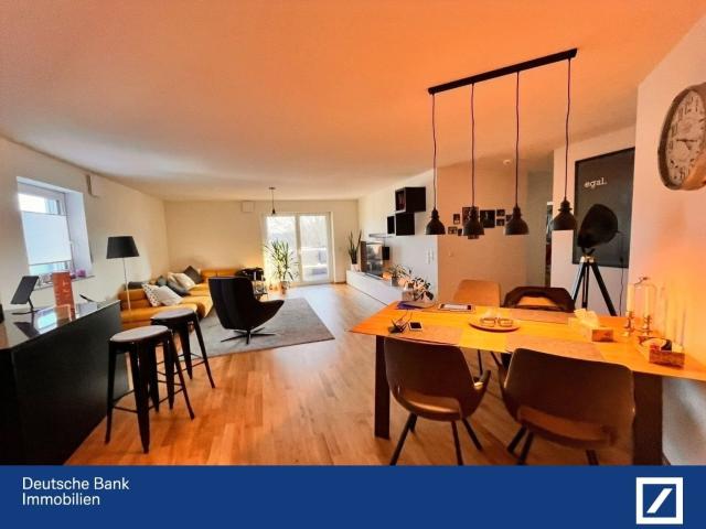 Moderne 3,5 Zimmer Wohnung mit überdachtem Süd Balkon sucht neue Bewohner