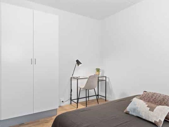 Moderne 3 værelses lejlighed i Odense C Ideel til deling!