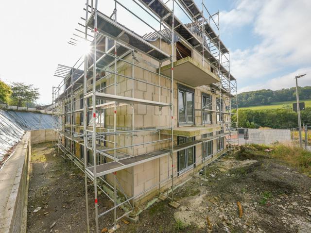 Moderne 3 Zimmer Wohnung mit Balkon
