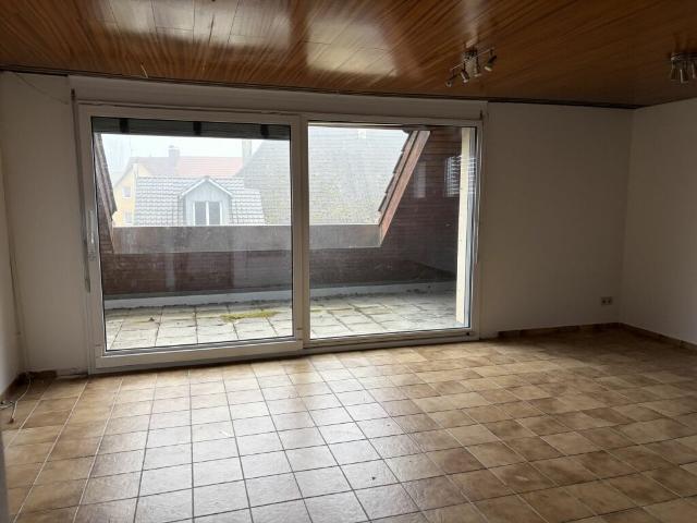 Moderne 3½ Zimmer Wohnung mit grosser Terrasse und Ausbau nach Wunsch