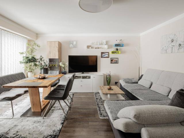 Moderne 3 Zimmer Wohnung mit großer Terrasse und Tiefgarage
