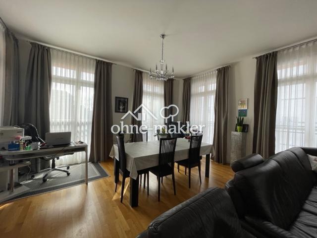 Moderne 3 Zimmer Wohnung mit Loggia, Stellplatz, Fußbodenheizung, Gäste WC, Klimaanlage