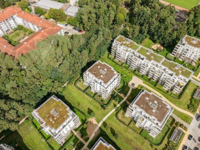Moderne 3 Zimmer Wohnung mit Terrasse und Gartenanteil im Brunnenviertel