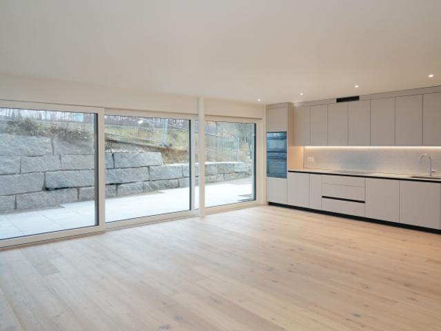 Moderne 4.5 Zi Wohnung mit Terrasse in Grenchen