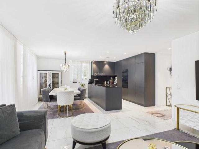 Moderne 4.5 Zi. Wohnung mit Balkon & 2 TG in Ottenbach kaufen