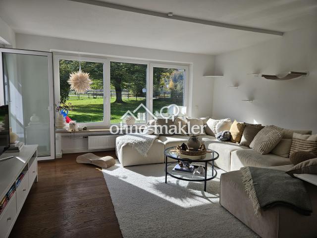 Moderne 4,5 Zi Wohnung mit freiem Bergblick, sonniger Terrasse, Garten und hochwertiger Ausstattung