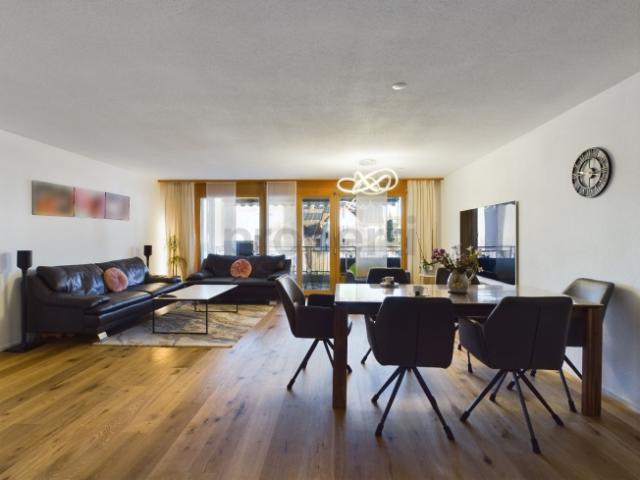 Moderne 4.5 Zimmer Wohnung in Ruswil