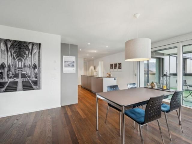 Moderne 4.5 Zimmer Wohnung in Spiez
