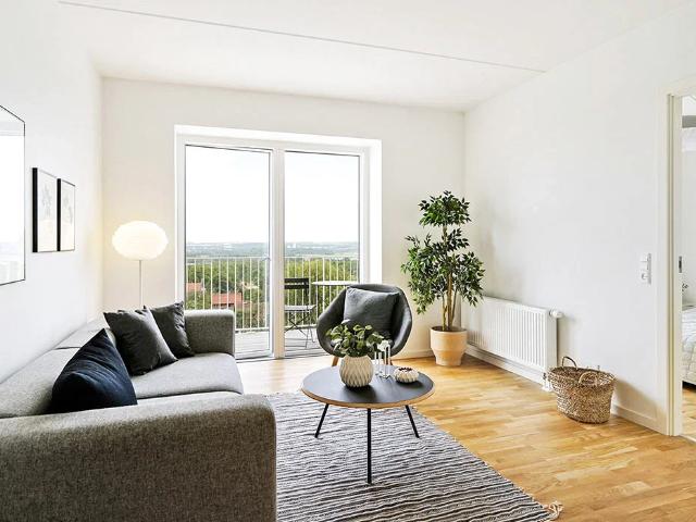 Moderne 4 værelses lejlighed i Brabrand