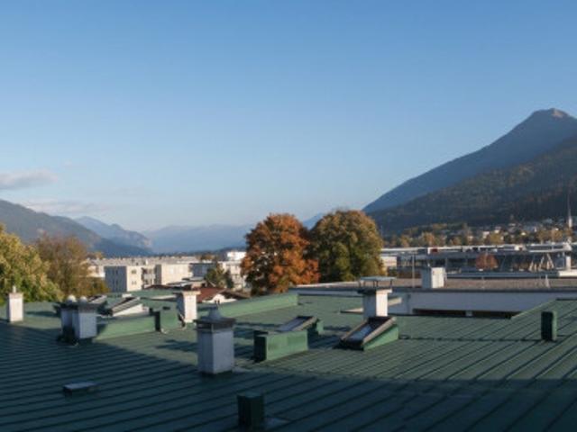 Moderne 4 Zi Wohnung mit Tiefgarage in Telfs – 95m², Balkon, Aufzug, Einbauküche!