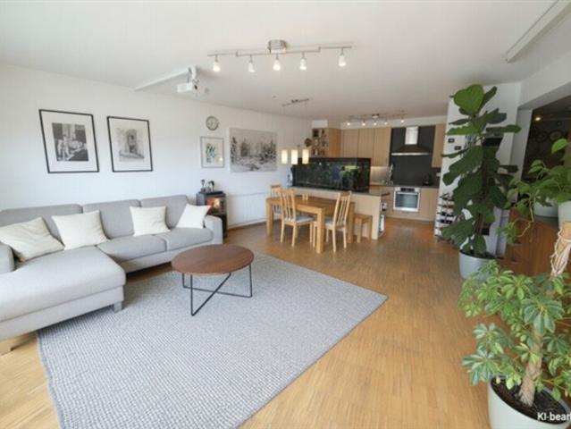 Moderne 4 Zi Wohnung mit Tiefgarage in Telfs – 95m², Balkon, Aufzug, Einbauküche!