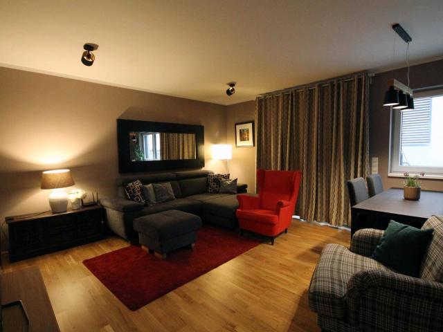 Moderne 4 Zimmer Maisonette mit Garten und Terrasse