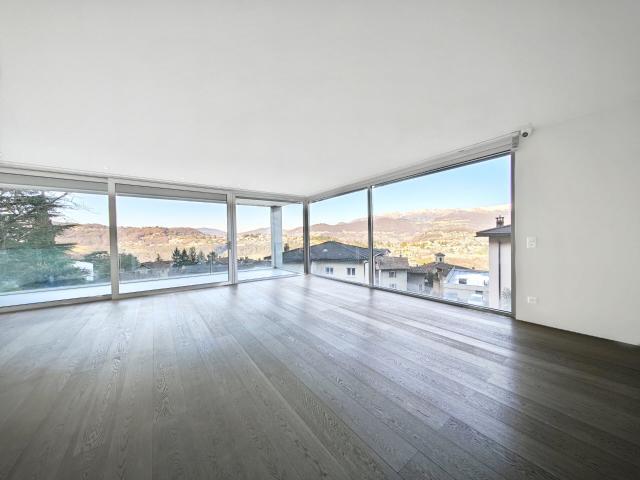 Modernes 4.5 Zimmer PENTHOUSE mit grosser Terrasse zum Verkauf in Lugano Pazzallo