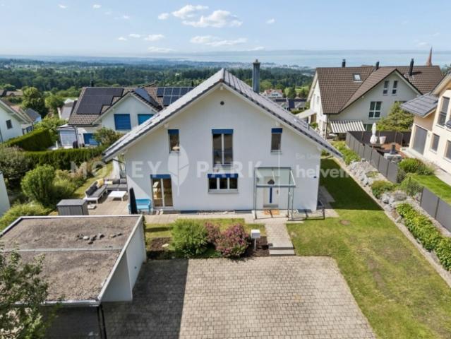 Modernes 6.5 Zimmer Einfamilienhaus an bevorzugter Lage
