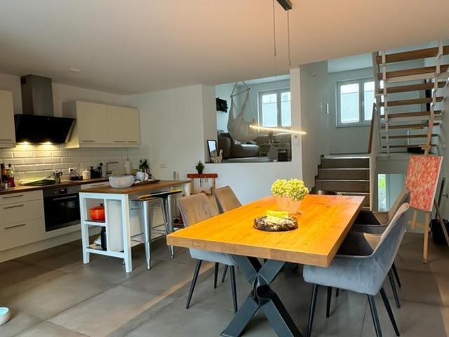 Modernes Townhouse am Rheinauer See – 5,5 Zimmer, 2 Terrassen, Garage & Top Ausstattung