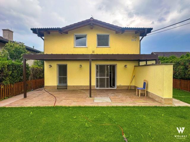 Modernes Traumhaus auf Eigengrund | KGV Leopoldau |Großer Garten | Pool | Überdachter Stellplatz | Saniert