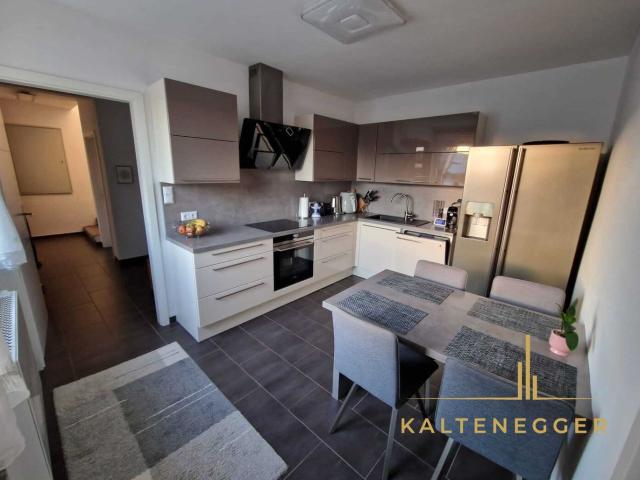 Modernes Traumhaus in Wiener Neustadt 177m² Wohnfläche mit Garten, Terrassen, Garage und luxuriösen Extras
