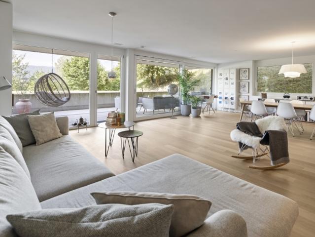 Modernes Wohnen an der Limmat mit Potenzial für zwei weitere Zimmer