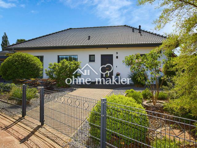 Modernes Wohnen auf einer Ebene – Energieeffizienter Bungalow mit Traumgarten vor den Toren Hamburgs
