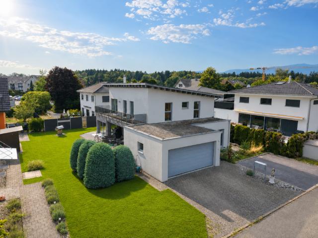 Modernes Wohnen auf höchstem Niveau Exklusives Einfamilienhaus in ruhiger Sackgasse