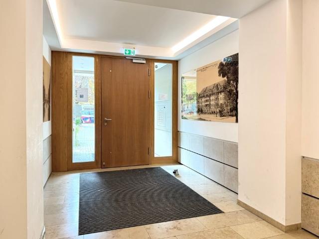 MODERNES WOHNEN IN NEUHAUSEN Helle 4 Zimmer Wohnung im EG mit großer Terrasse