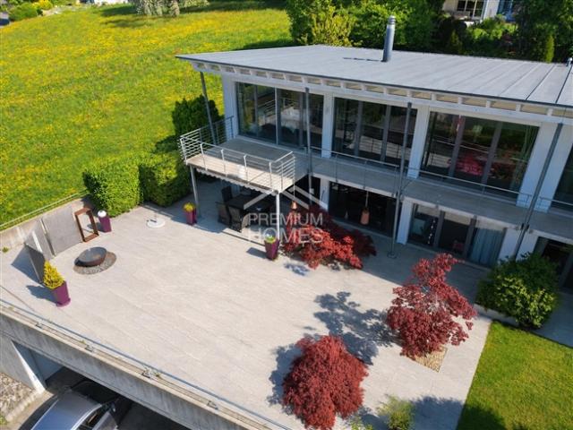 Modernes Zuhause mit grosszügigen Terrassen