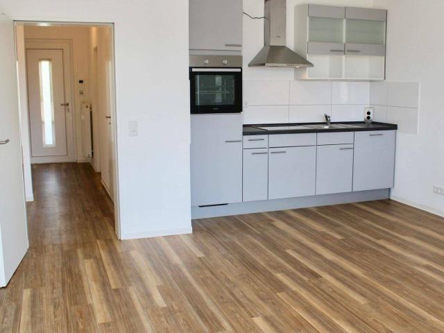 Bezugsfrei 01.08.2025: Modernes Apartment mit Balkon in zentraler Lage. OBJEKT REVITALISIERT 2016