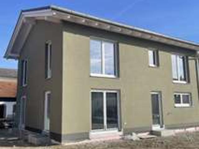 Modernes Einfamilienhaus in ruhiger Lage