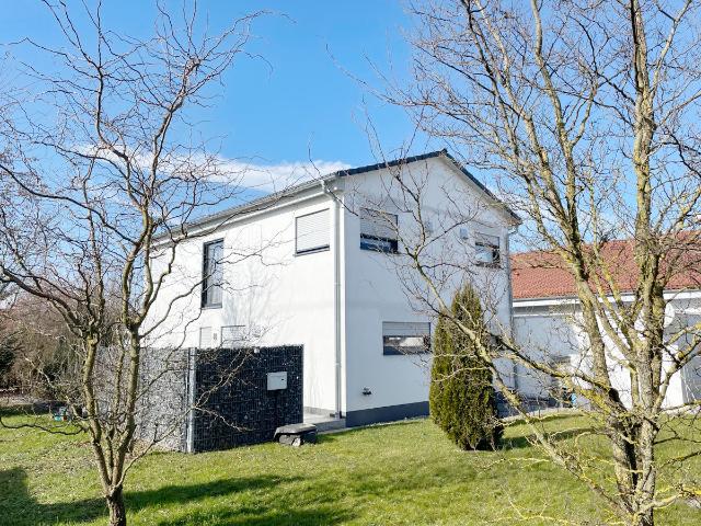 Modernes Einfamilienhaus Baujahr 2015 mit Wärmepumpe in Pfaffenhofen