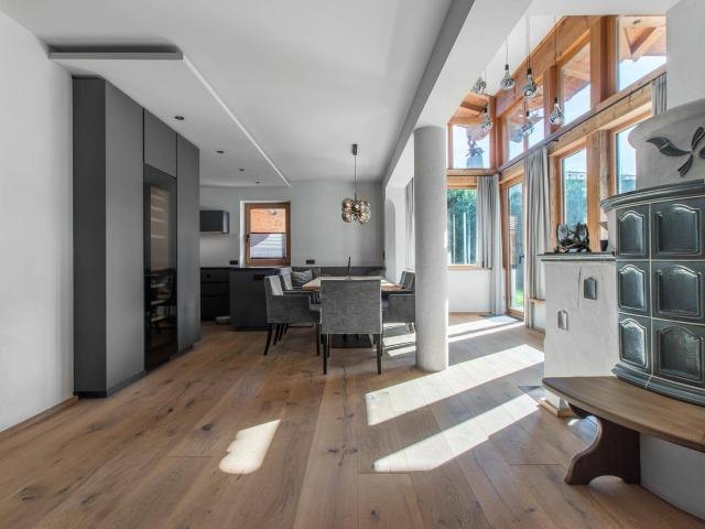 Modernes Einfamilienhaus mit Wellnessoase in Reith 04066