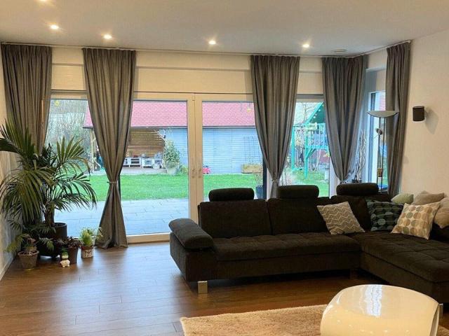 Modernes Familienhaus mit großem Garten & Smart Home – ruhig gelegen in Bielefeld Sennestadt