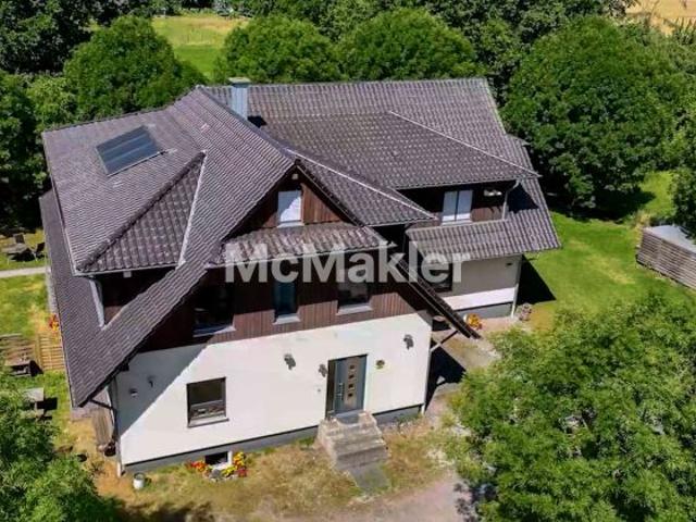Modernes Haus mit Nutzungsoptionen für jeden Anspruch hier kommen Sie auf Ihre Kosten