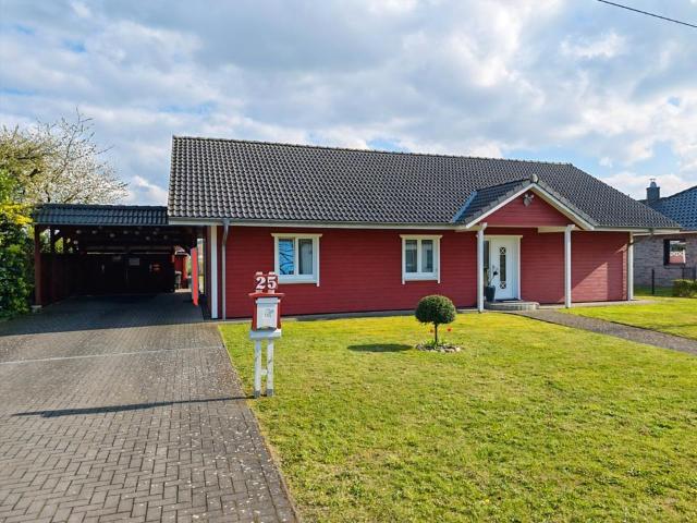 Modernes KfW 70 Haus mit freiem Blick! 996 m² Grundstück