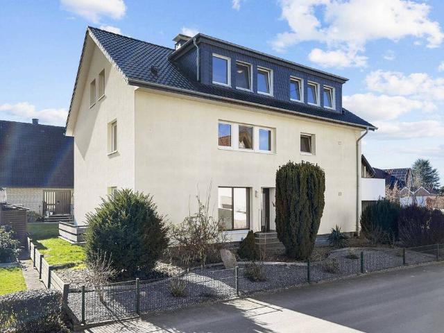 Modernes Mehrfamilienhaus mit Erdwärmepumpe, Balkon und Terrasse!