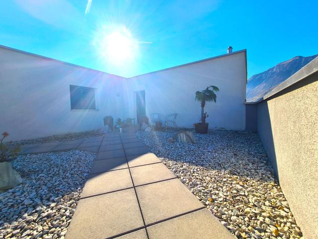 Modernes Penthouse Loft, offener Raum und schönes Licht