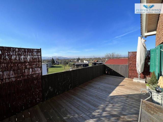 Moderner Altbau mit sonniger Terrasse in Wolfurt