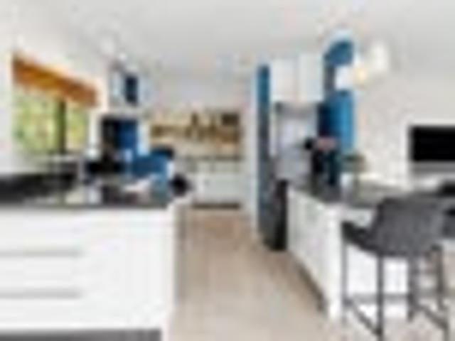 Modernised, Move In Ready With City Convenience