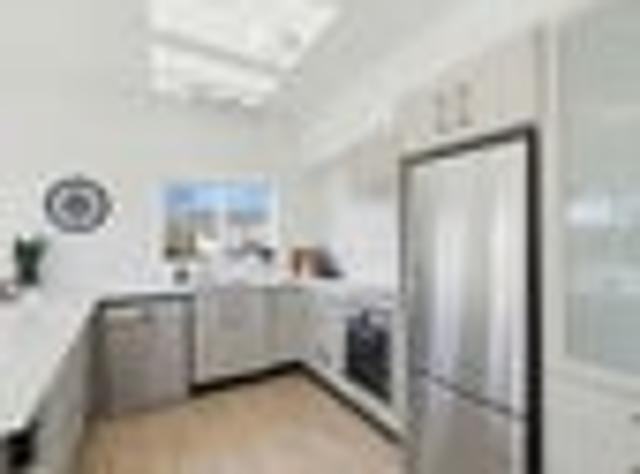 Modernised Classic in Durie Hill!