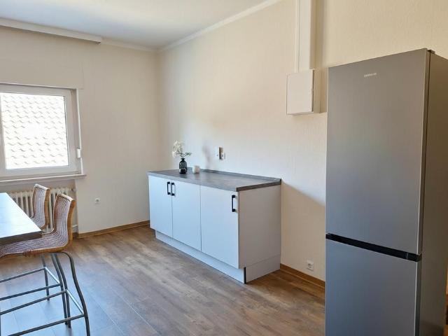 Modernisierte Dachgeschosswohnung mit sonniger Terrasse in Langwege
