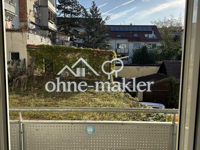 Modernisierte helle 3 Zimmer Wohnung