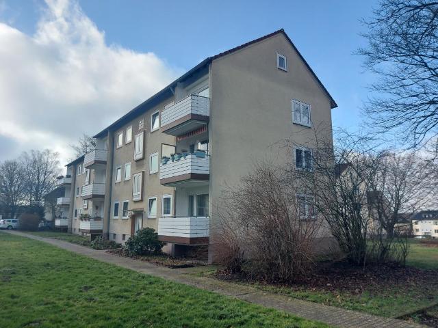 Modernisierte 2,5 Zi. Single ETW mit Balkon! Sofort frei!