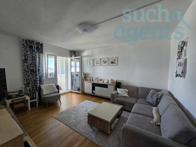 Modernisierte 3 Zimmer Wohnung mit Weitblick
