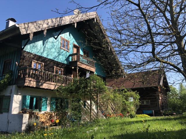 Modernisiertes Bauernhaus mit vielen Möglichkeiten in großem Grundstück