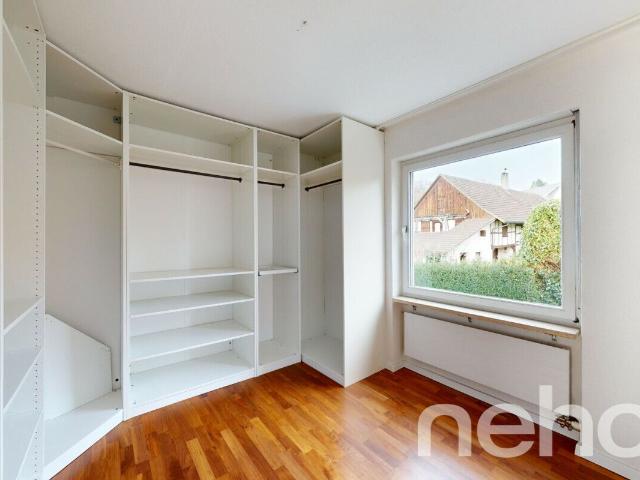 Modernisiertes Reihenmittelhaus mit viel Platz und schöner Aussicht | dreamo. Ch