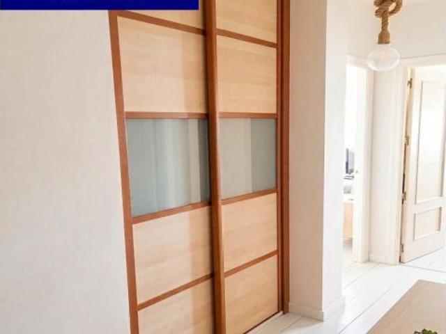 Moderno Ático en Aguadulce Sur con Amplia Terraza y Piscina