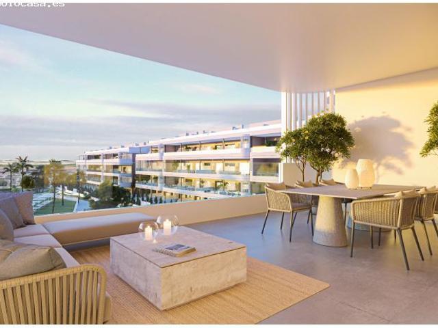 Moderno Apartamento Nuevo con Terraza y Vistas Despejadas en Torrevieja